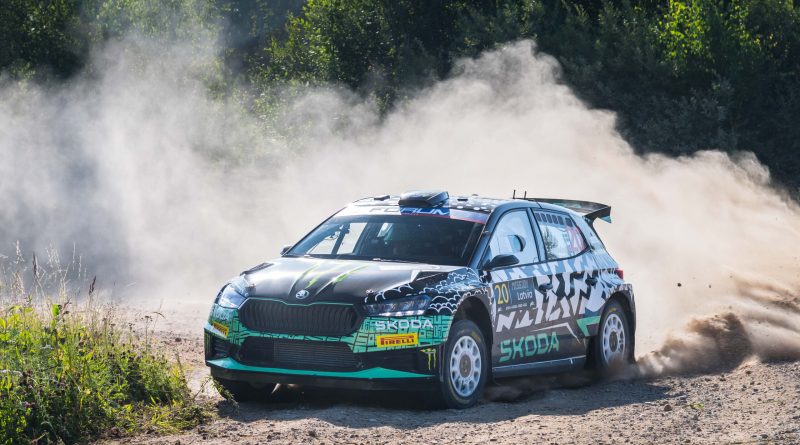 Rallye Lettland: Oliver Solberg gewinnt die WRC2-Kategorie und übernimmt die Führung